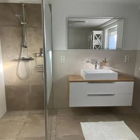 Schoene Nahe Nuernberg, 60 Qm, 3 Pers. Wlan Apartman